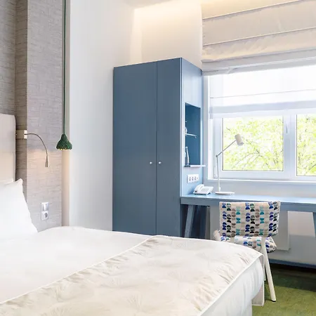 Metropol 3*