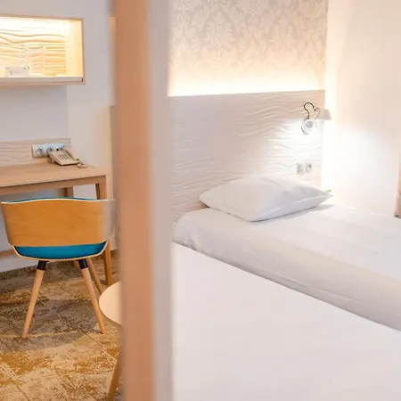 Hotel Metropol 3*
