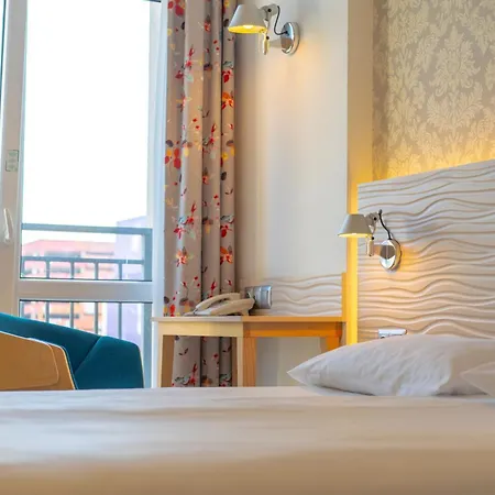 Metropol Hotel