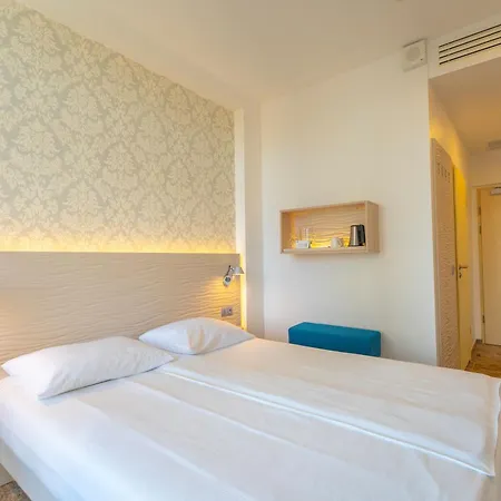 Hotel Metropol 3*