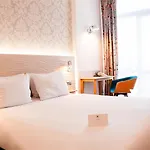 Metropol Hotel